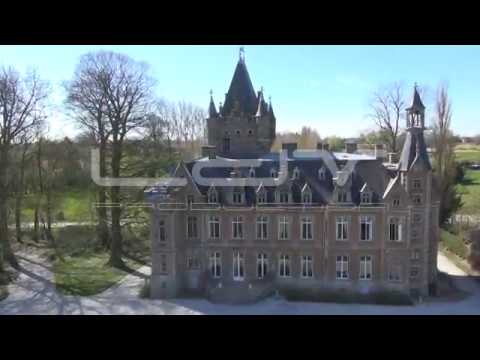 Vues de drones du Château de Louvignies (2016)